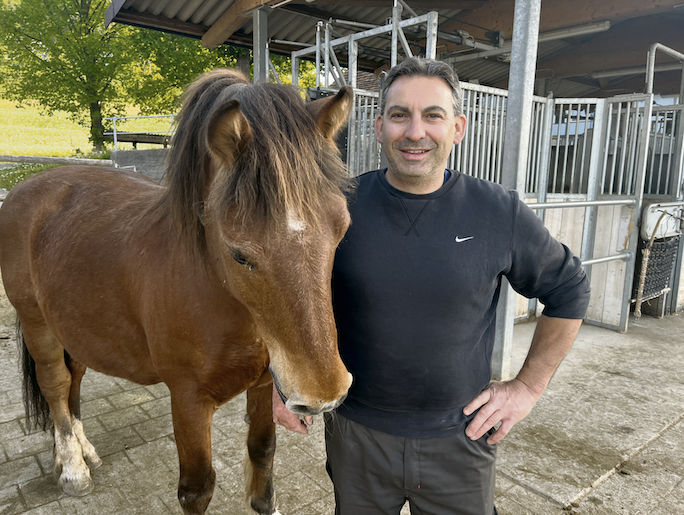 Mann und Pferd